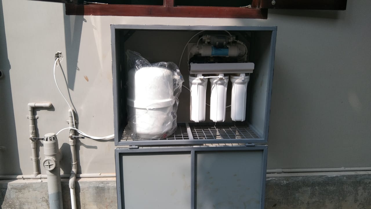 WALL MOUNT WATER PURIFIER